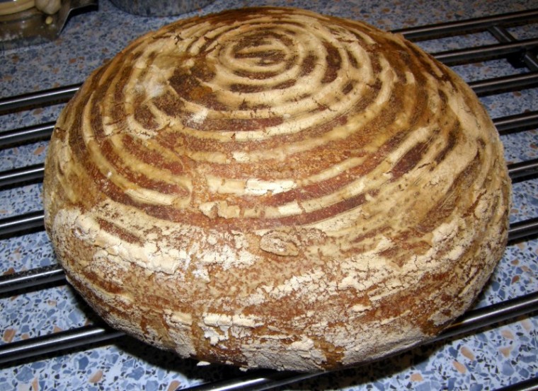 Chléb pšenično-žitný kváskový